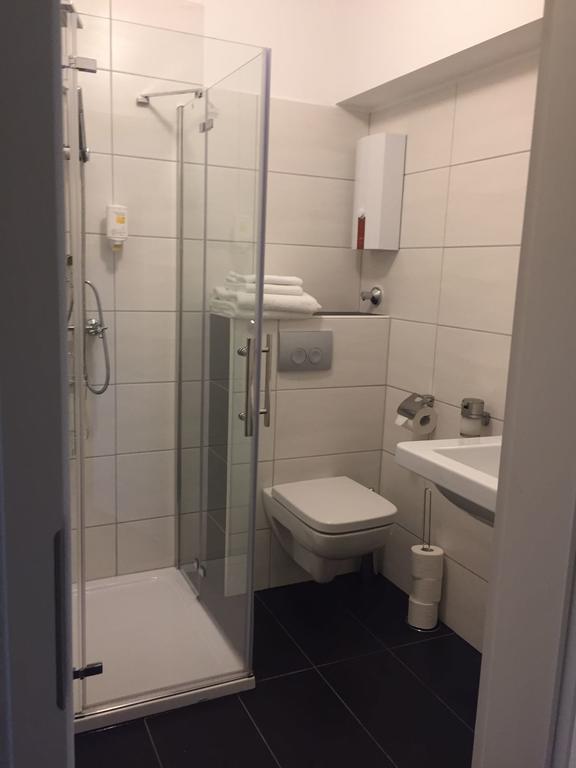 Hotelik Gdanska Oberhausen  Exteriér fotografie